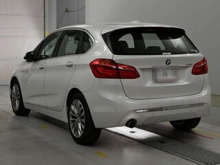 2019 BMW 2 серии Active Tourer 218i F45 Рестайлинг, белый, 1392000 рублей, вид 4