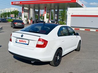 2017 Skoda Rapid I, белый, 560000 рублей, вид 5