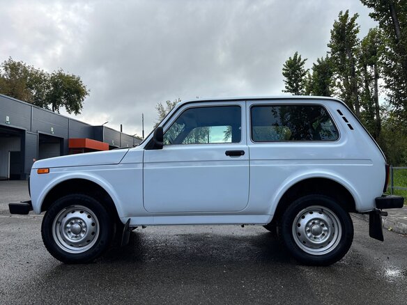 2016 Lada (ВАЗ) 2121 (4x4) I Рестайлинг, белый, 650000 рублей - вид 7