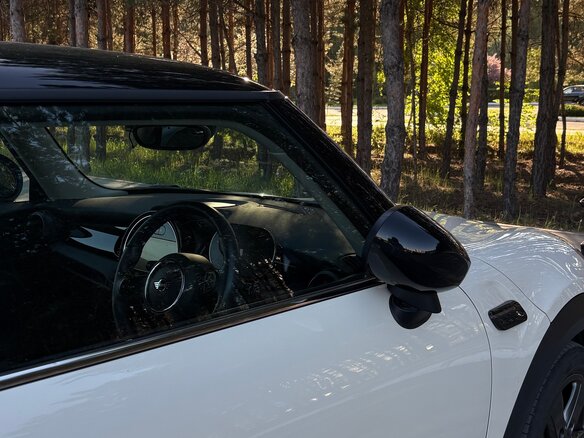 2022 Mini Hatch Cooper D III (F55/F56) Рестайлинг 2, белый, 2220000 рублей - вид 33
