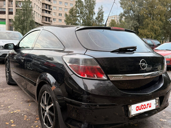 2010 Opel Astra GTC H Рестайлинг, чёрный, 390000 рублей - вид 3