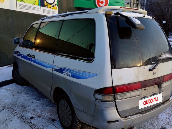 1998 Nissan Largo III (W30), белый, 250000 рублей - вид 3
