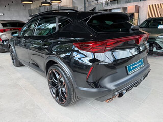 2026 Cupra Formentor VZ5 I Рестайлинг, чёрный, 10722000 рублей, вид 3