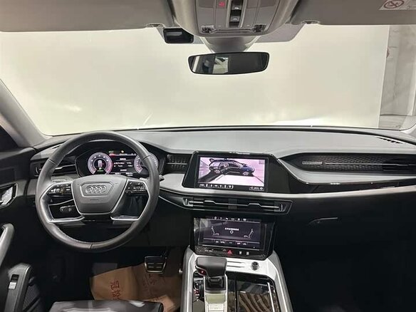 2026 Audi Q6 40 TFSI, чёрный - вид 13