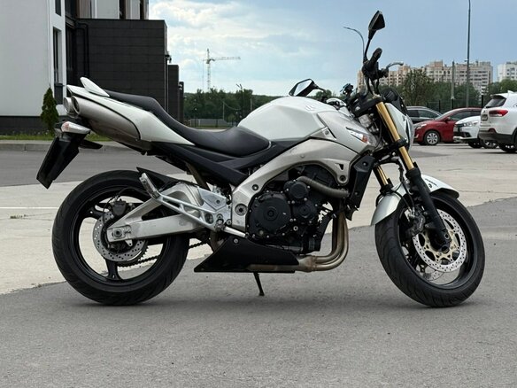 2009 Suzuki GSR 400, белый, 355000 рублей - вид 3