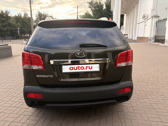 2011 Kia Sorento II, коричневый, 1230000 рублей - вид 3