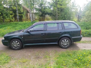 2002 Skoda Octavia I (A4) Рестайлинг, зелёный, 265000 рублей, вид 4
