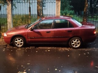 1998 Mitsubishi Carisma I, пурпурный, 160000 рублей, вид 3
