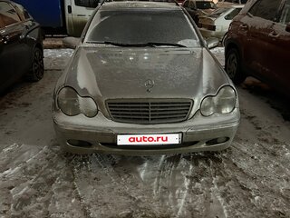2003 Mercedes-Benz C-Класс 220 II (W203), серебристый, 530000 рублей, вид 2
