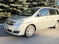 2013 Toyota ISis I Рестайлинг, серебристый, 1259000 рублей