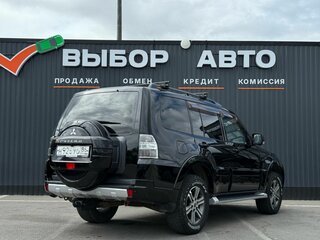 2012 Mitsubishi Pajero IV Рестайлинг 1, чёрный, 2040000 рублей, вид 2