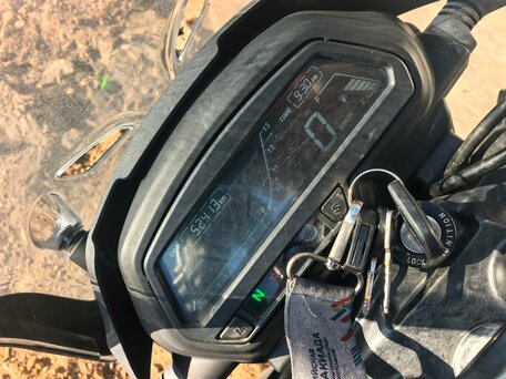 2018 Bajaj Dominar 400, чёрный, 255000 рублей, вид 4