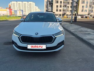2021 Skoda Octavia IV (A8), белый, 2200000 рублей, вид 4