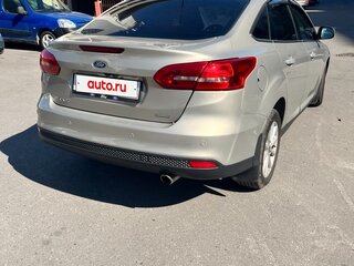 2015 Ford Focus III Рестайлинг, бежевый, 899000 рублей, вид 3