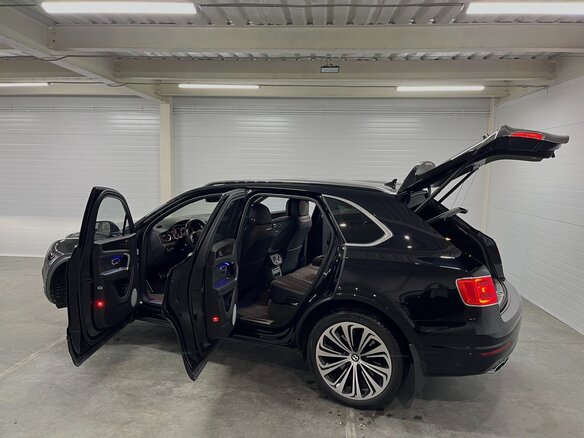 2017 Bentley Bentayga I, чёрный - вид 12