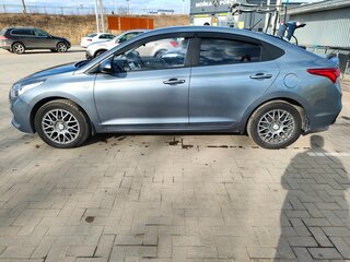 2018 Hyundai Solaris II, серый, 1450000 рублей, вид 4