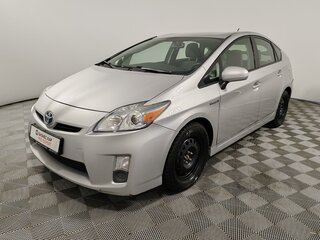 Toyota Prius III (XW30)