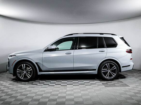 2022 BMW X7 40i I (G07) Рестайлинг, серый, 10488475 рублей - вид 39