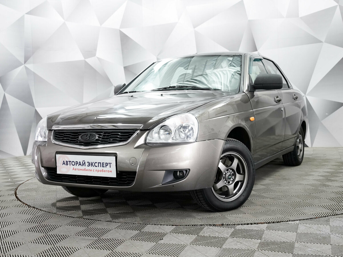 Открыть фотографии: Lada (ВАЗ) Priora I Рестайлинг