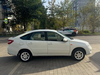 2014 Lada (ВАЗ) Granta I, белый, 330000 рублей, вид 4