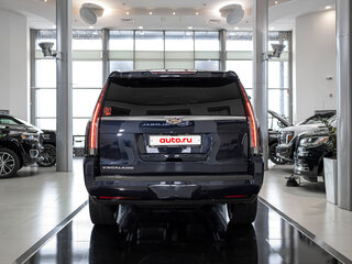 2018 Cadillac Escalade IV, синий, 5590000 рублей, вид 5