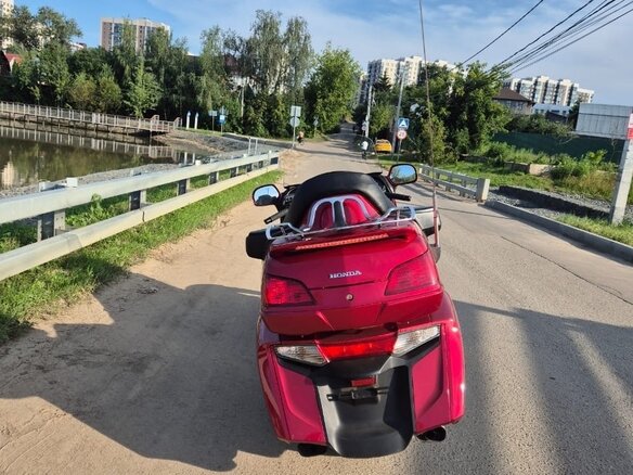 2012 Honda GL 1800 Gold Wing, красный, 1300000 рублей - вид 12