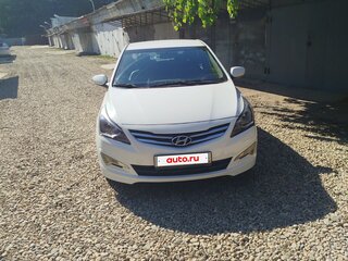 2015 Hyundai Solaris I Рестайлинг, белый, 999000 рублей, вид 2