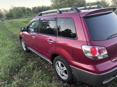 2004 Mitsubishi Outlander I, красный, 420000 рублей, вид 5