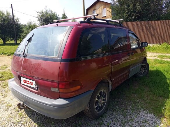 1992 Toyota Previa I (XR10, XR20), красный - вид 2
