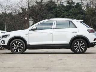 2026 Volkswagen T-Roc I (China Market) Рестайлинг, белый, 2650000 рублей, вид 3