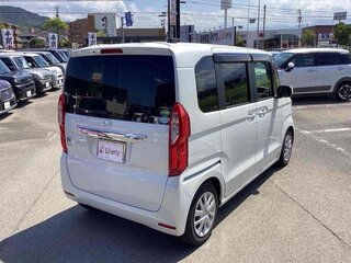 2022 Honda N-BOX II Рестайлинг, белый, 720000 рублей, вид 5