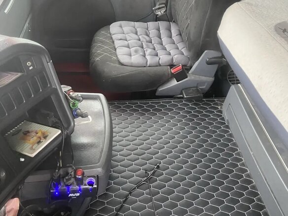 2012 Scania G-series, красный, 5000000 рублей - вид 5