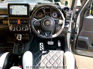 2022 Suzuki Jimny Sierra IV, серый, 1610000 рублей, вид 5