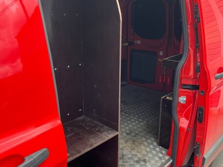 2018 Ford Transit Custom, красный, 2200000 рублей, вид 5