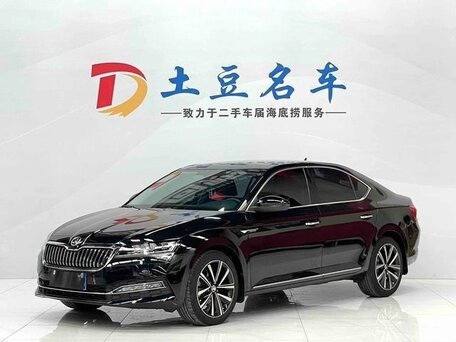 2024 Skoda Superb III Рестайлинг, чёрный, 2820000 рублей, вид 1