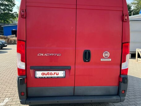 2017 Fiat Professional Ducato, красный, 2600000 рублей, вид 4