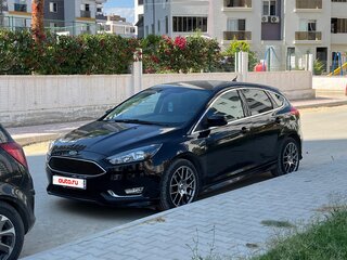 2017 Ford Focus III Рестайлинг, чёрный, 1449000 рублей, вид 1