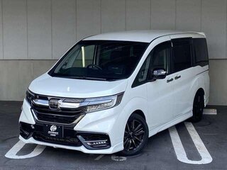 2022 Honda Stepwgn V Рестайлинг, белый, 2100000 рублей, вид 1