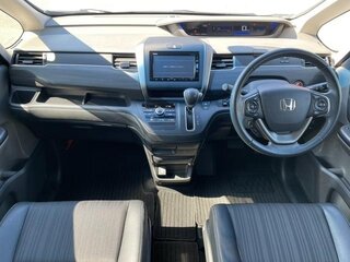 2019 Honda Freed II, белый, 1120000 рублей, вид 5