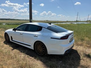 2018 Kia Stinger I, белый, 1800000 рублей, вид 4