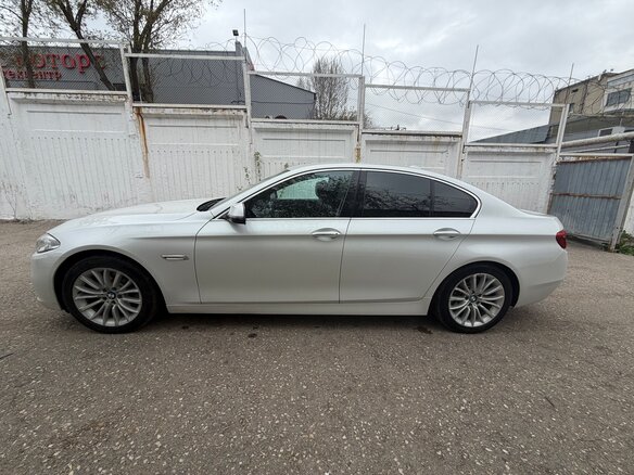 2016 BMW 5 серии 528i xDrive VI (F10/F11/F07) Рестайлинг, белый, 2200000 рублей - вид 10