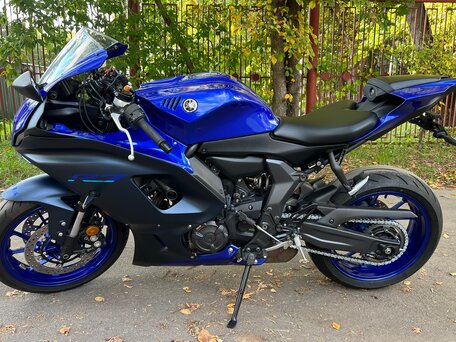 2022 Yamaha YZF-R7, синий, 845000 рублей, вид 2