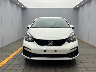 2023 Honda Fit Crosstar IV Рестайлинг, белый, 1289000 рублей, вид 2