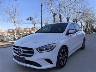 2022 Mercedes-Benz B-Класс 180 III (W247), белый, 1567000 рублей, вид 1