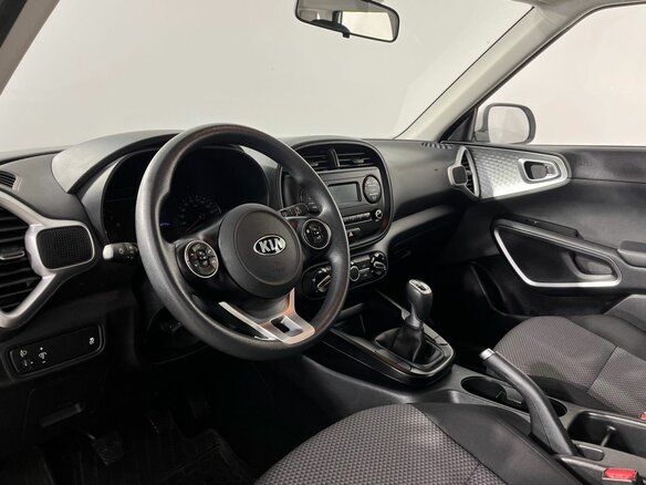 2019 Kia Soul III, белый - вид 7