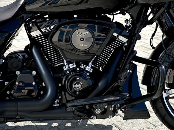 2026 Harley-Davidson Road Glide, чёрный, 3400000 рублей - вид 10