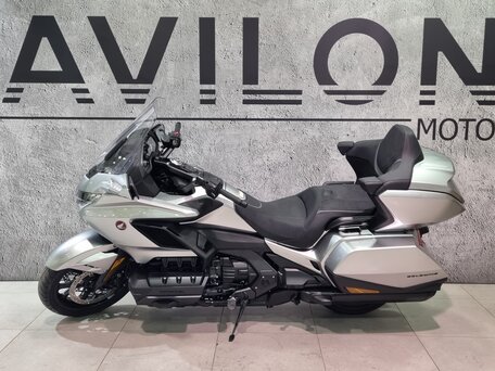 2025 Honda GL 1800 Gold Wing, серебристый, 3550000 рублей, вид 5