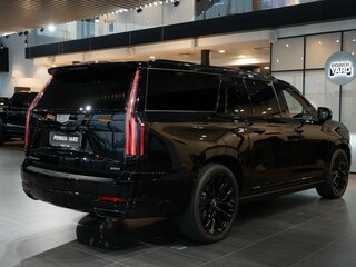 2026 Cadillac Escalade ESV V Рестайлинг, чёрный, 25990000 рублей, вид 4