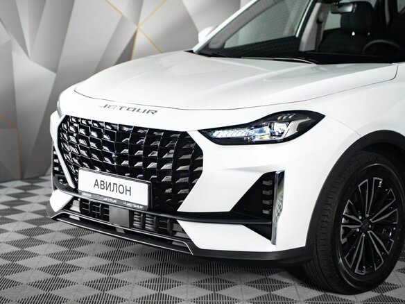 2025 Jetour X70+ I Рестайлинг, белый - вид 9