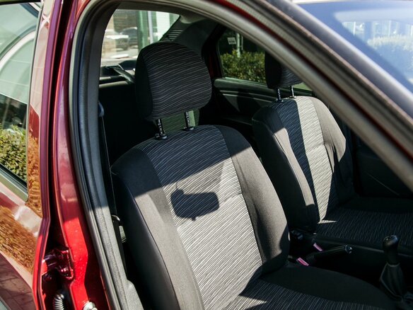 2011 Renault Logan I Рестайлинг, красный - вид 12